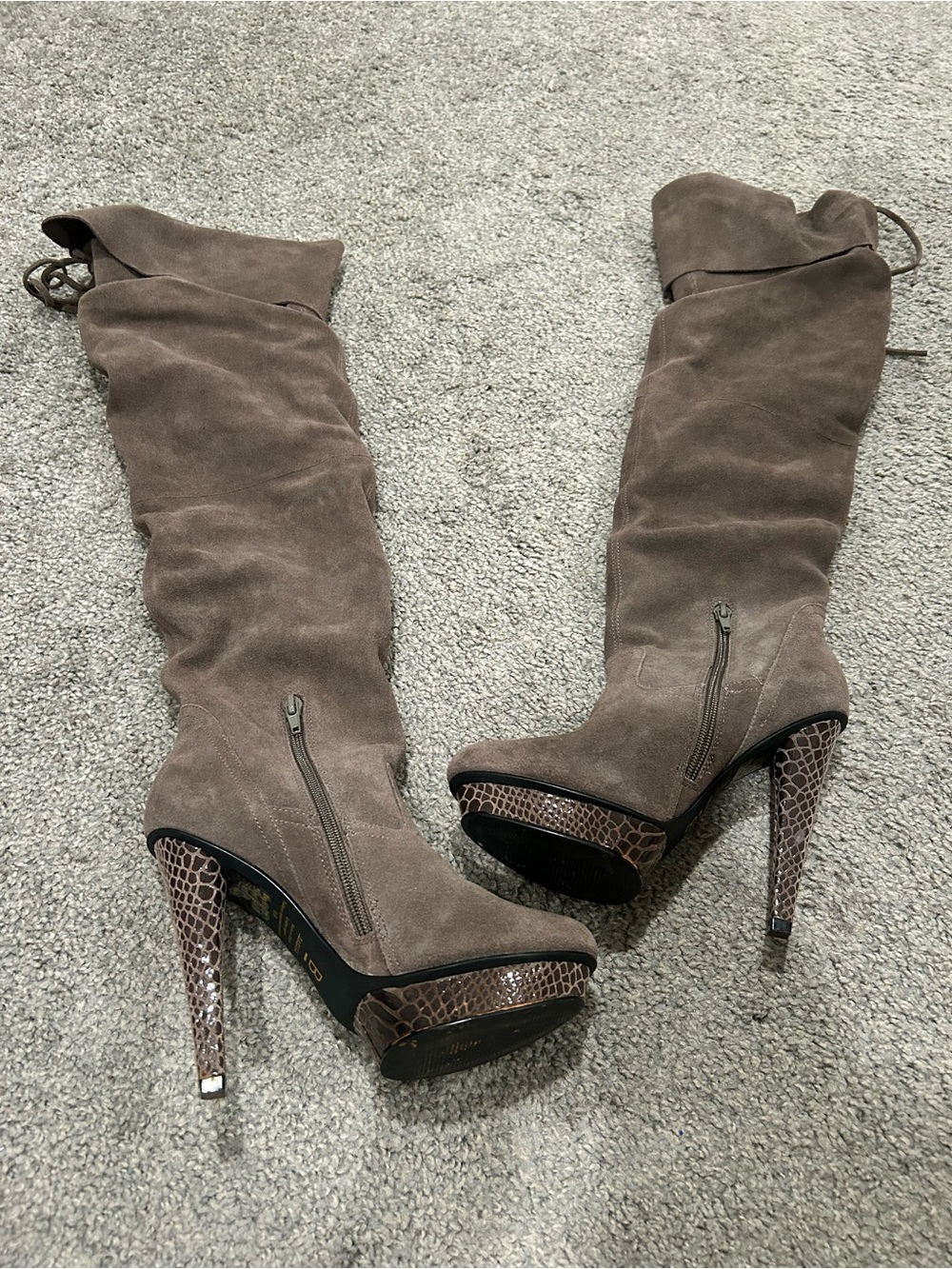 Bakers "Lila" thigh-high boots size 6.5